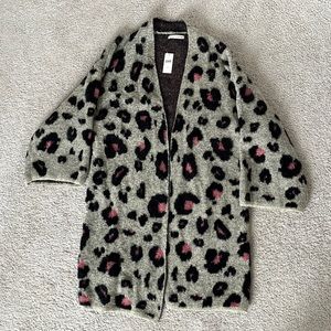 Anthropologie Do everything in love cardigan